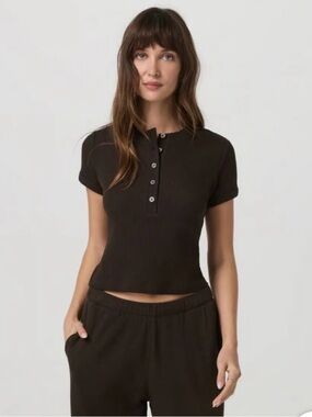 Vuori Brown Waffle Henley Short-Sleeve Crop Top